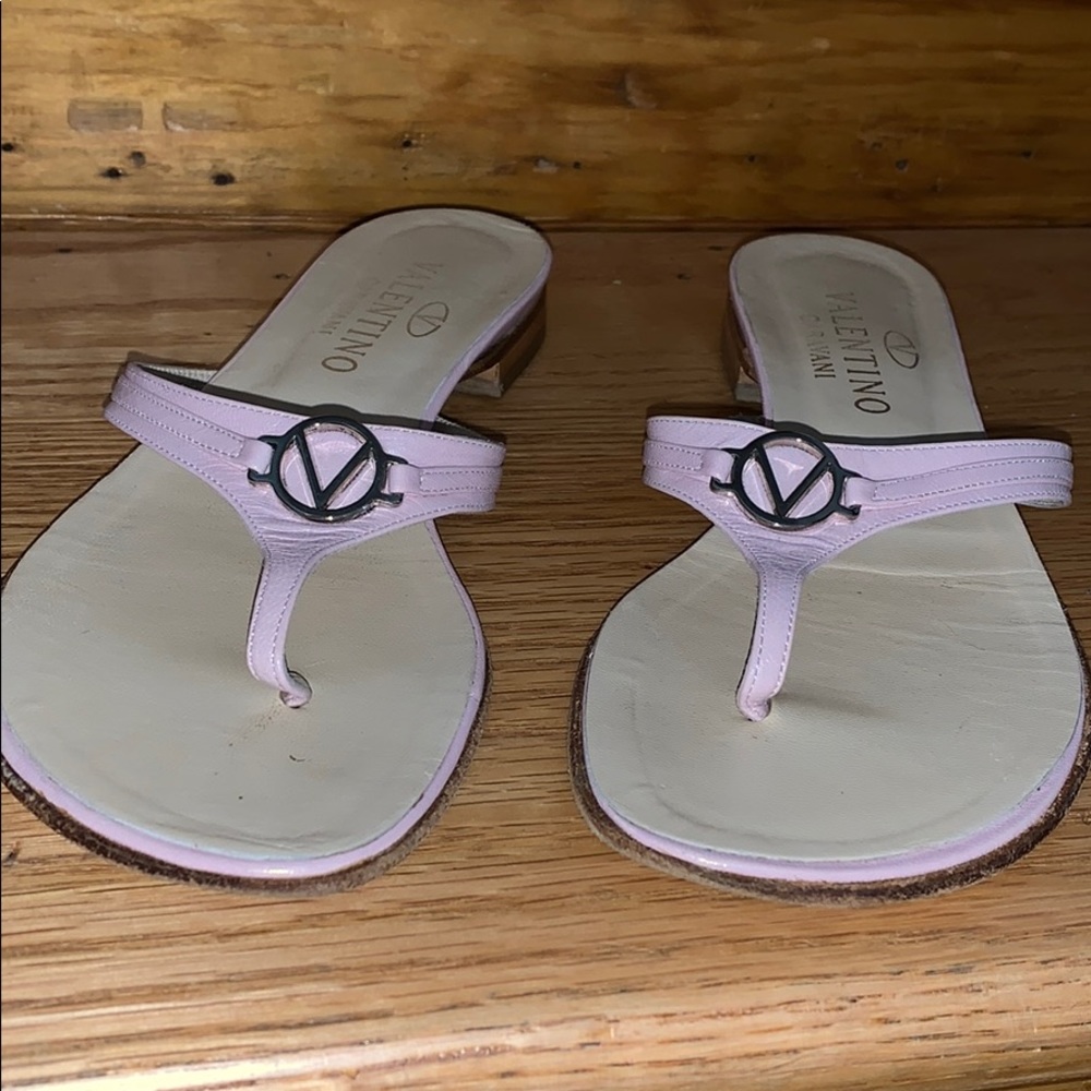 Valentino Slides